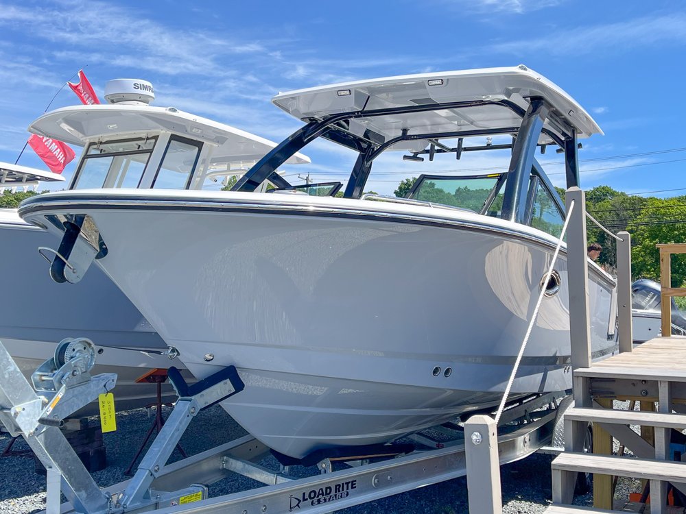 2026 Robalo R257
